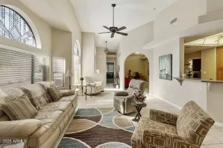 Photo #1: 6854409 Listing 