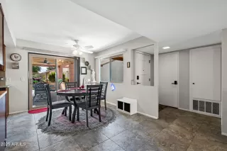 Photo #5: 6854435 Listing 