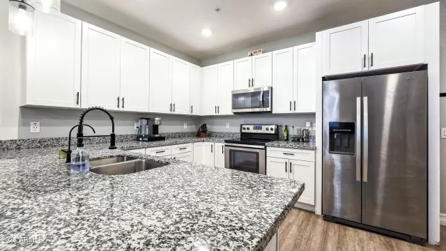 MLS: 6854544 Condo For Sale