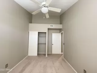 Photo #5: 6854577 Listing