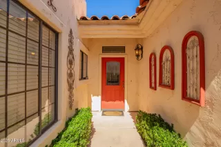 Photo #2: 6854644 Listing 