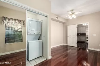 Photo #5: 6854644 Listing 