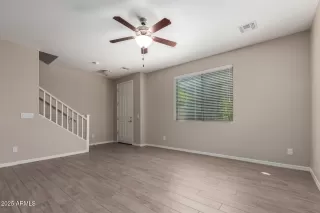 Photo #3: 6854914 Listing 