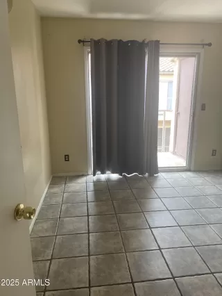 Photo #6: 6854993 Listing 