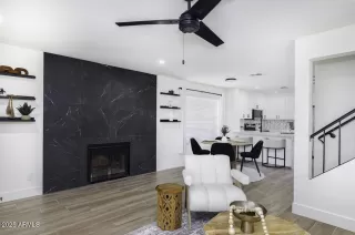 Photo #5: 6855188 Listing