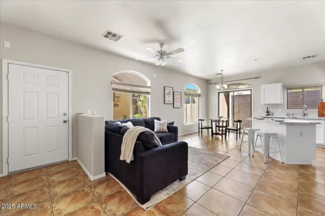 MLS: 6855416 Condo For Sale