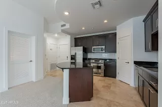 Photo #5: 6855447 Listing 