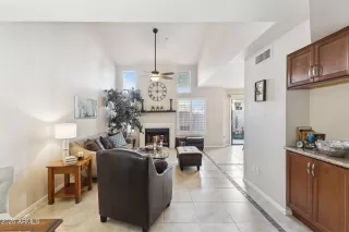 Photo #5: 6855611 Listing