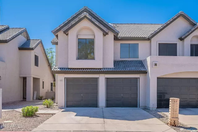 MLS: 6855822 Condo For Sale