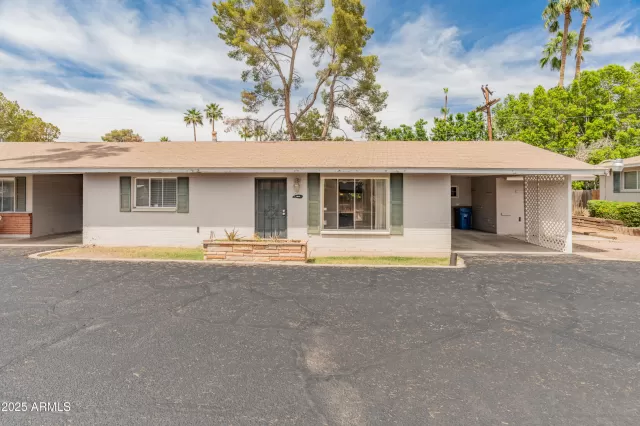 MLS: 6856143 Condo For Sale