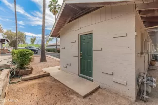 Photo #3: 6856143 Listing 