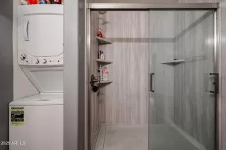 Photo #6: 6856157 Listing 