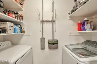 Photo #6: 6856199 Listing