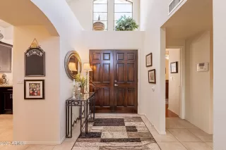 Photo #4: 6856211 Listing