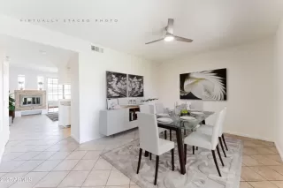 Photo #4: 6856341 Listing