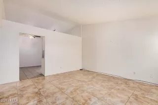 Photo #1: 6856382 Listing