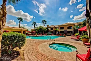 Photo #3: 6856419 Listing 