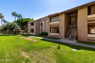 Photo #1: 6856483 Listing