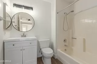 Photo #3: 6856511 Listing 