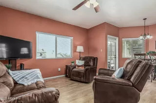 Photo #1: 6856794 Listing 