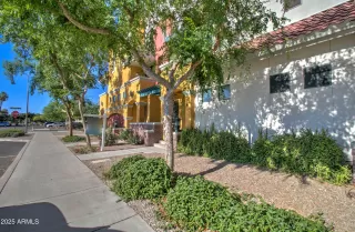 Photo #2: 6856851 Listing 