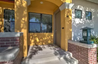 Photo #3: 6856851 Listing 