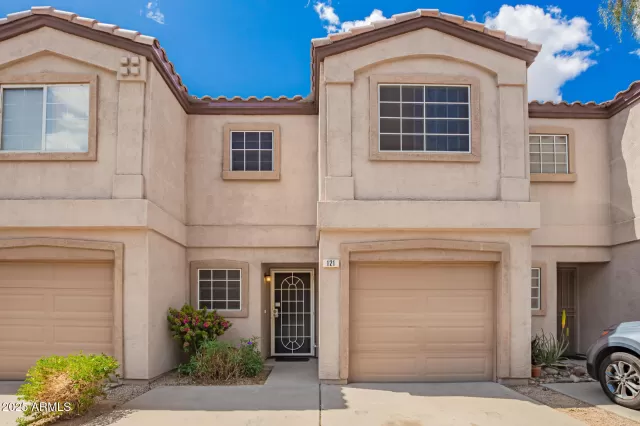 MLS: 6857066 Condo For Sale