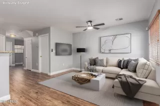 Photo #4: 6857066 Listing 