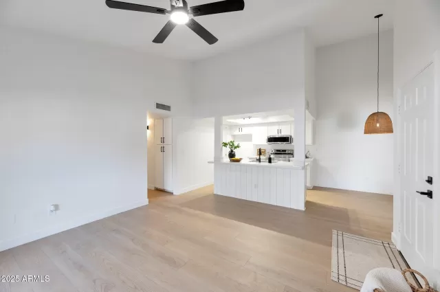 MLS: 6857193 Condo For Sale