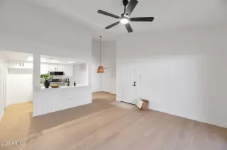 Photo #1: 6857193 Listing