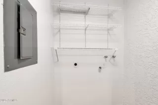 Photo #5: 6857193 Listing