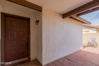 Photo #3: 6857250 Listing