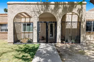 Photo #2: 6857306 Listing 