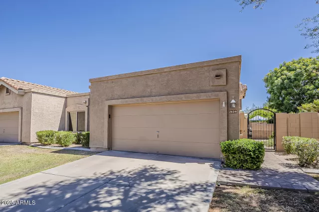 MLS: 6857350 Condo For Sale