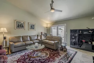 Photo #4: 6857350 Listing