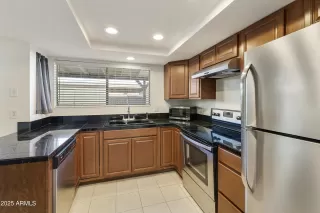 Photo #2: 6857413 Listing