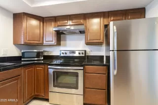 Photo #3: 6857413 Listing