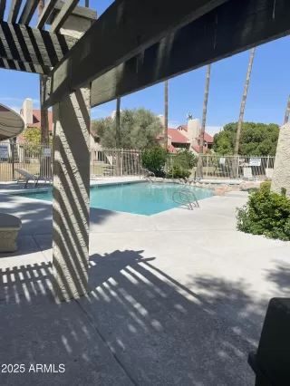 Photo #2: 6857646 Listing