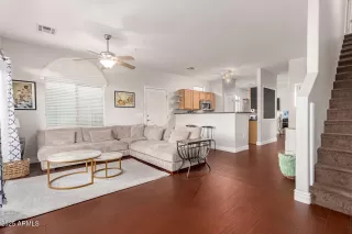 Photo #4: 6857651 Listing 