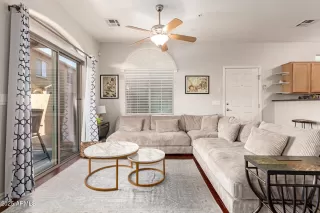 Photo #5: 6857651 Listing 