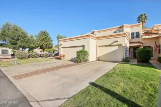 Photo #1: 6857721 Listing 