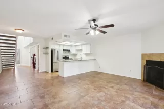 Photo #5: 6857721 Listing 