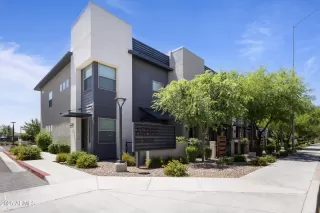 Photo #4: 6857863 Listing 