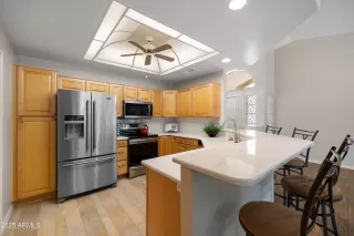 Photo #2: 6858016 Listing 