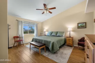 Photo #5: 6858016 Listing 