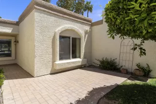 Photo #1: 6858191 Listing