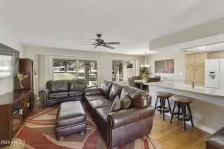 Photo #2: 6858191 Listing