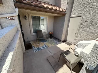 Photo #2: 6858208 Listing