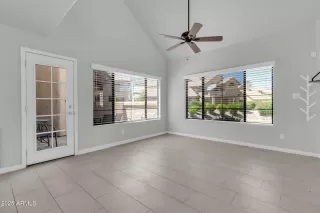 Photo #3: 6858744 Listing 