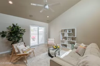 Photo #1: 6859151 Listing 